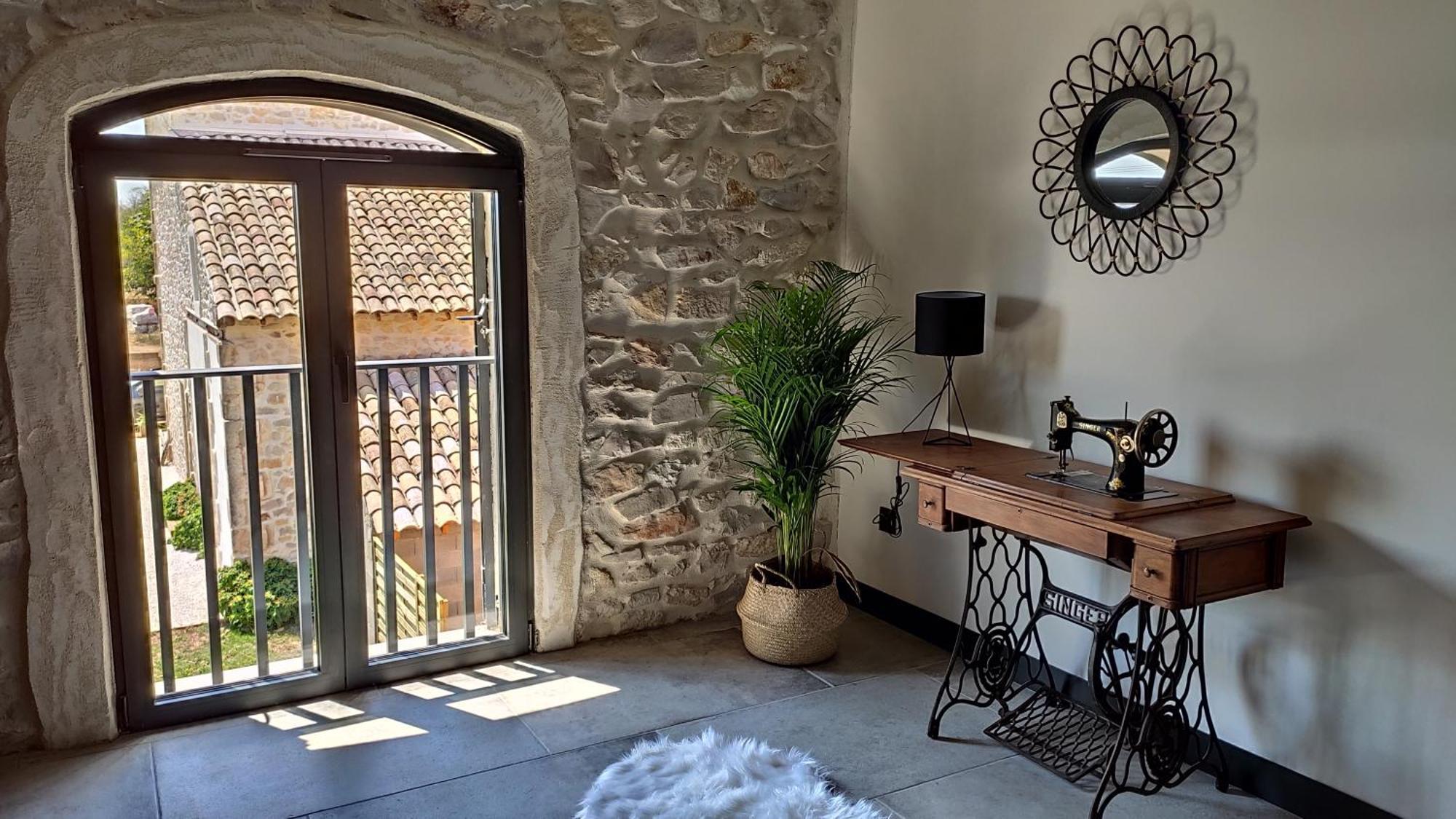 Manoir Du Marquis De Montcalm Bed & Breakfast Vestric-et-Candiac Room photo